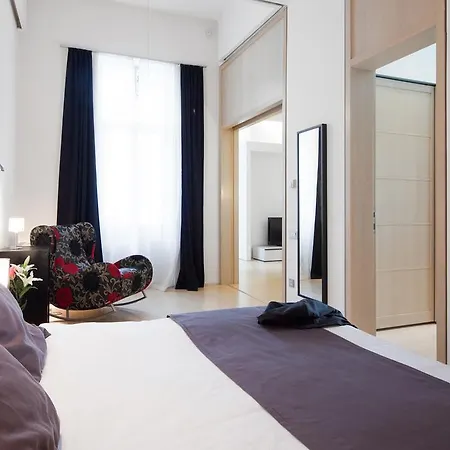 Splendid Aparthotel 4*