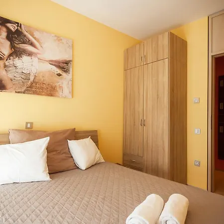 Splendid Aparthotel 4*
