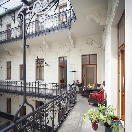Splendid Aparthotel