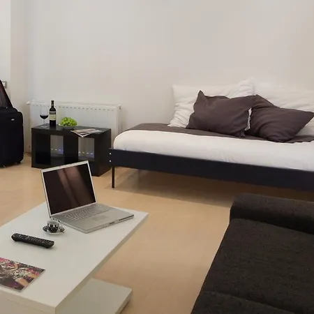 Splendid Aparthotel 4*