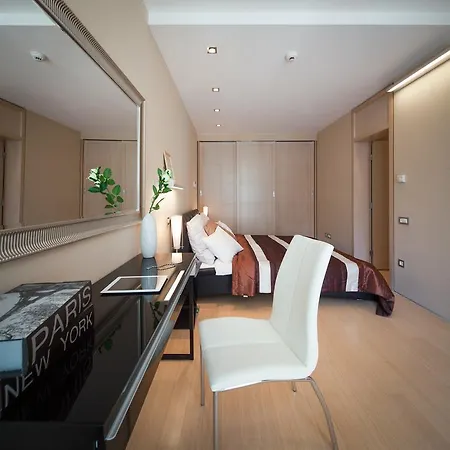 Splendid Aparthotel
